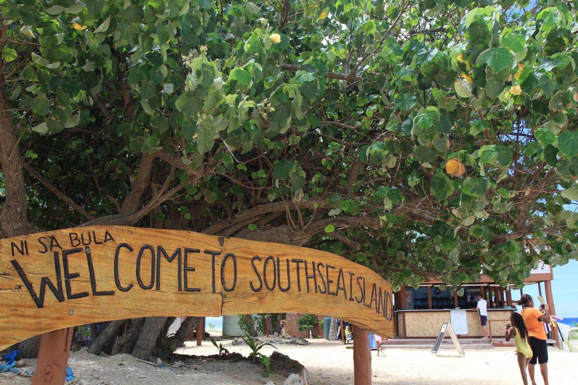 South Sea Island Hostel Exterior photo